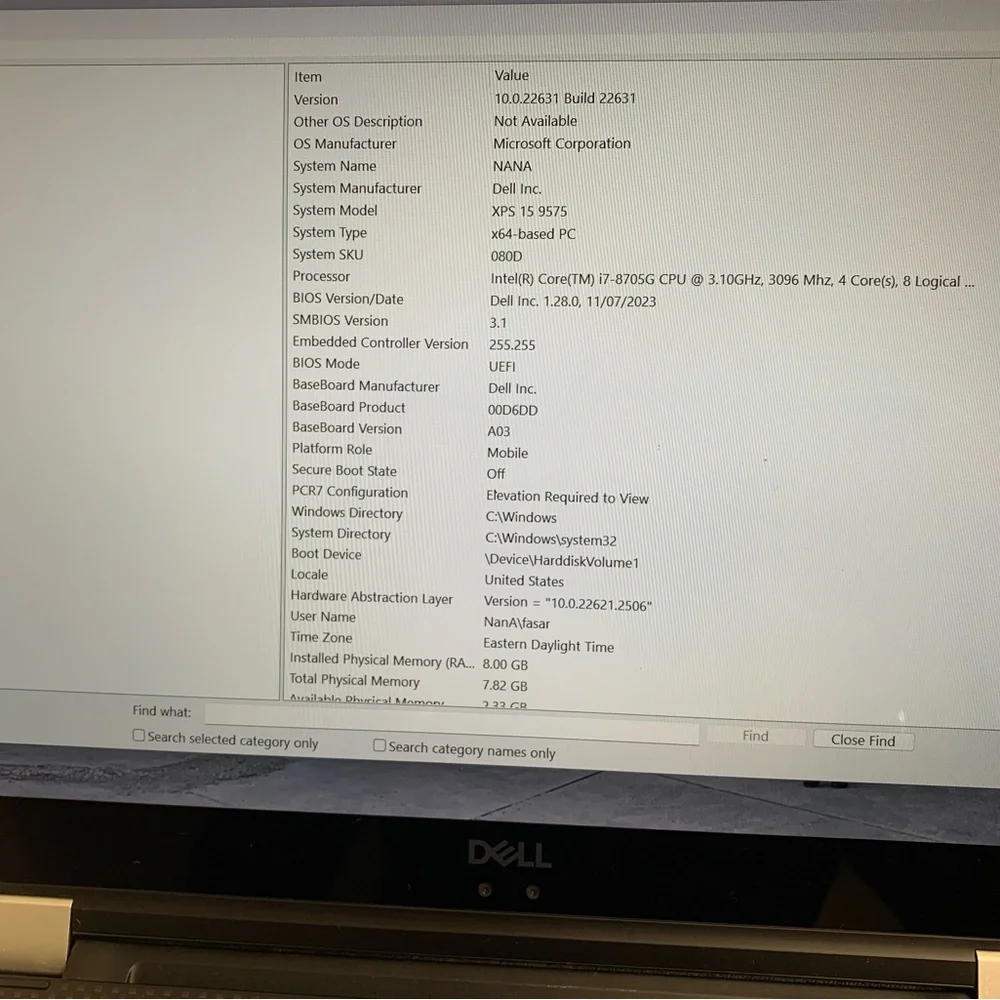 Dell XPS 15 9575 2-in-1 Laptop. RAM size - 8 gig, SSD capa - 256, FHD, touchscre